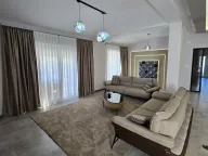 Rent, three bedroom apartment, 180m², Tološi, Podgorica - image 11