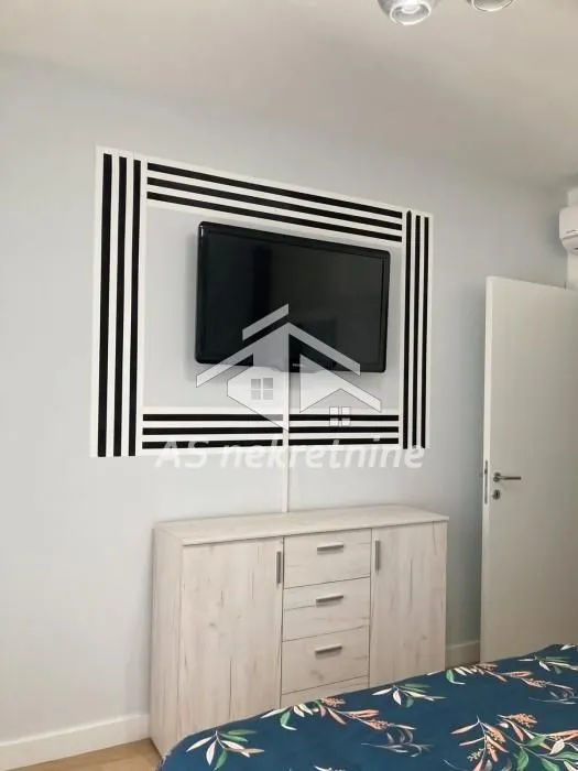 Izdavanje, dvosoban stan, 58m², Savski Venac, Beograd