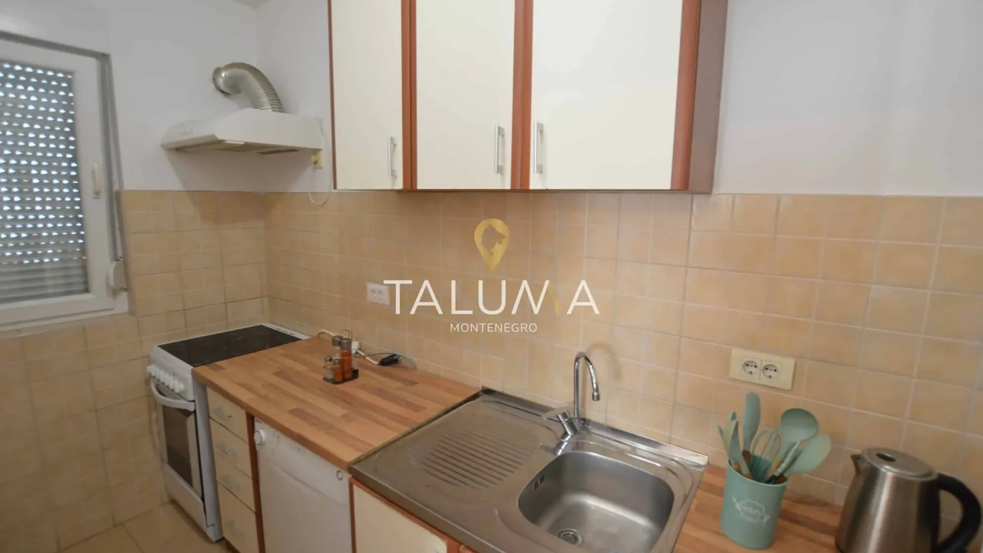 Prodaja, dvosoban stan, 98m², Ljubović, Podgorica