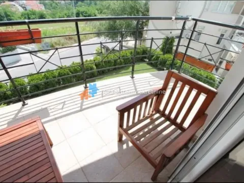 Izdavanje, trosoban stan, 130m², Savski Venac, Beograd - image 25