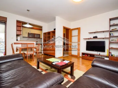 Sale, two bedroom apartment, 71m², Autobuska stanica, Podgorica - image 5