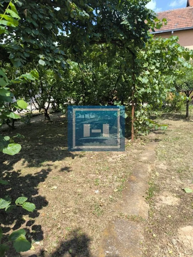 Sale, house, 232m², Ćuprija, Srbija