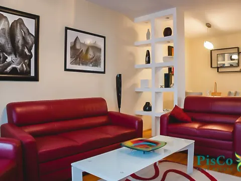 Izdavanje, dvosoban stan, 70m², Stari Aerodrom, Podgorica - image 1