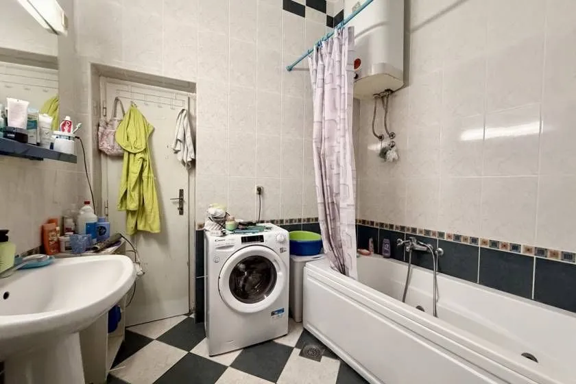 Sale, four bedroom apartment, 116m², Stari Grad, Beograd
