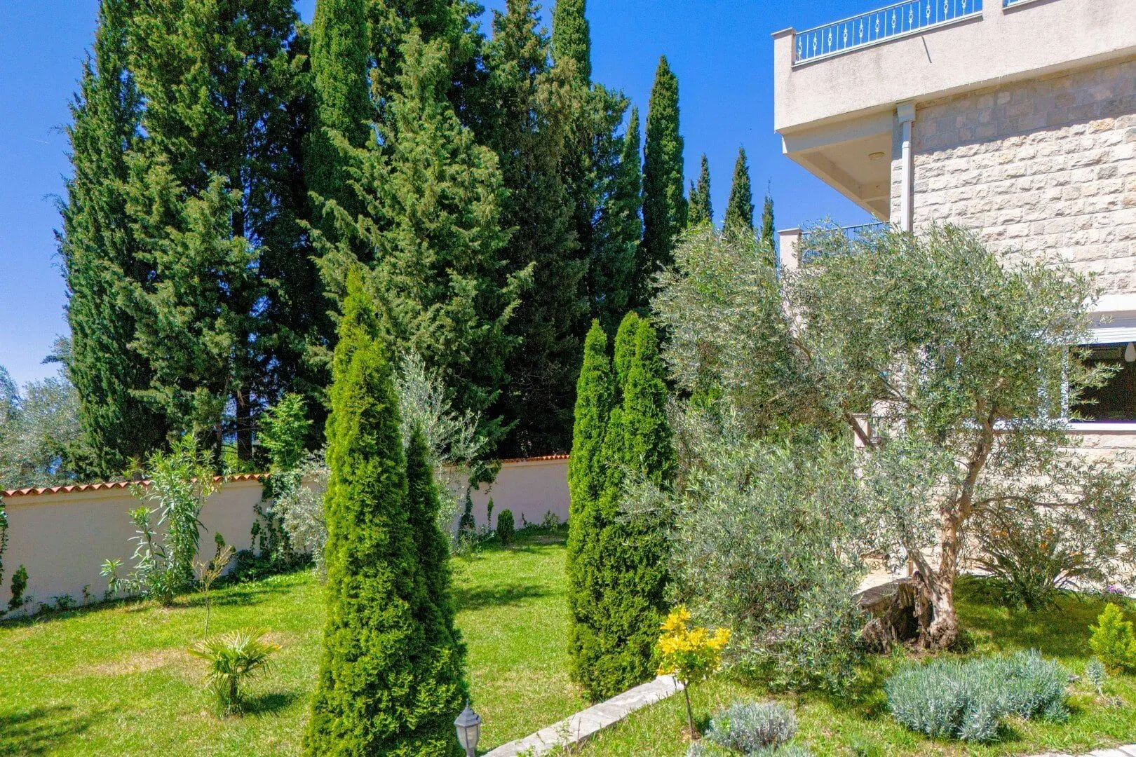 Sale, house, 251m², Katun Reževići, Budva