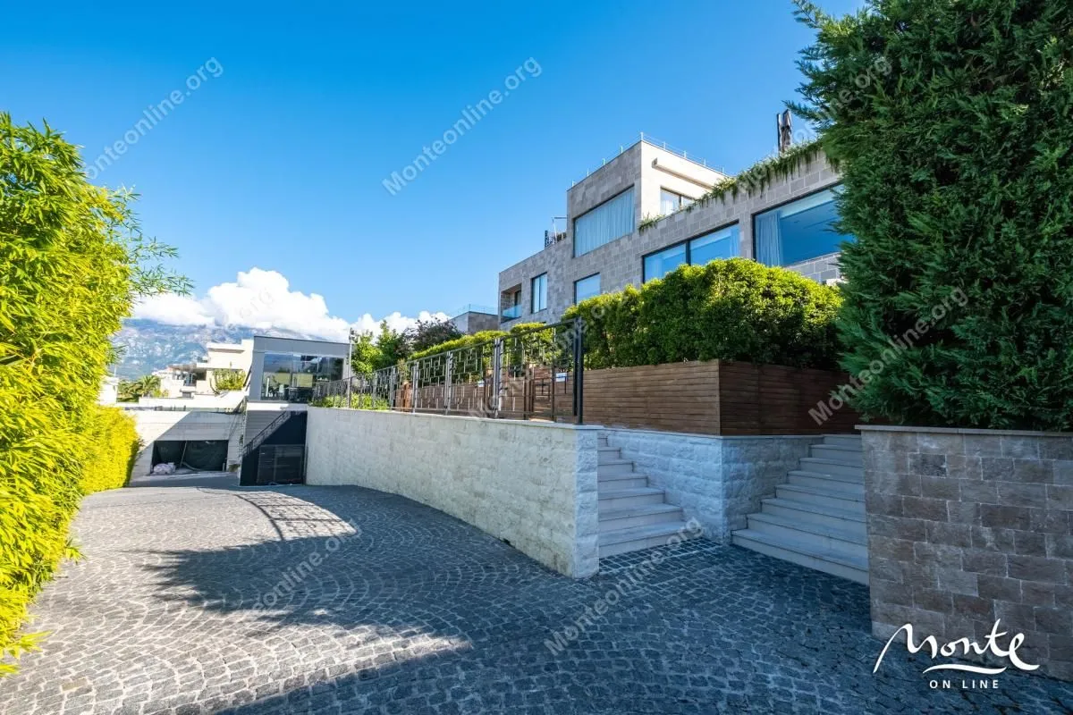 Prodaja, garsonjera, 32m², Bogišići, Tivat