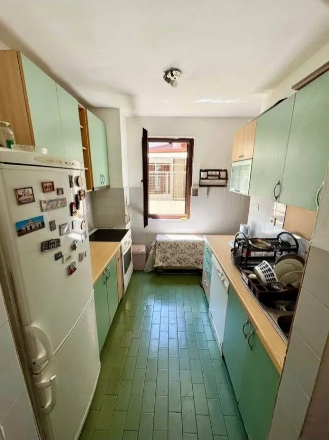 Izdavanje, dvosoban stan, 70m², Momišići, Podgorica