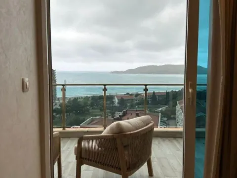 Prodaja, trosoban stan, 200m², Bečići, Budva - image 2