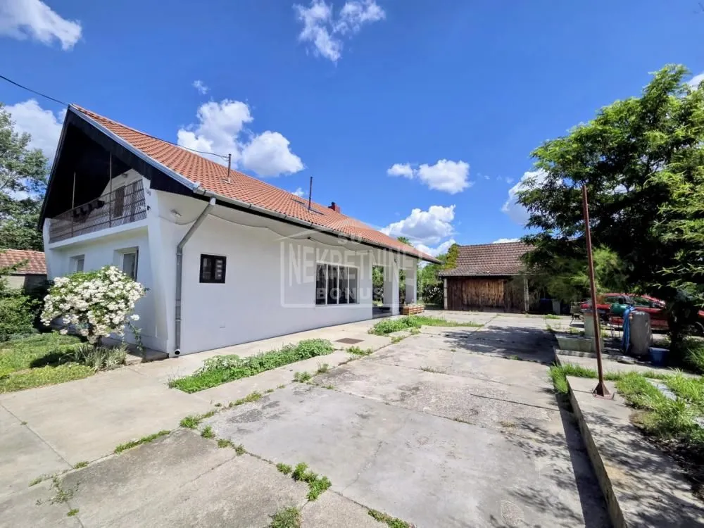 Prodaja, kuća, 142m², Srpski Šor, Subotica