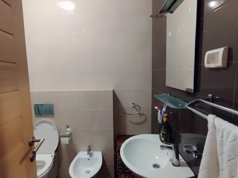 Izdavanje, stan, 100m², Blok 6, Podgorica - image 11