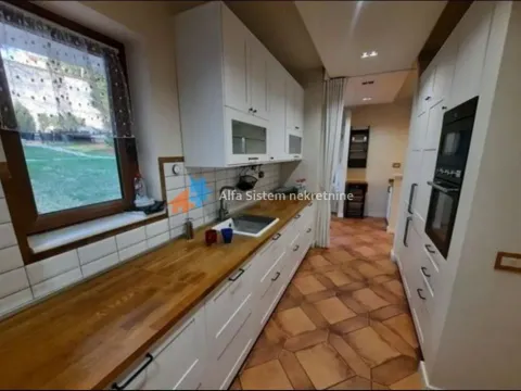 Rent, house, 300m², Čukarica, Beograd - image 10