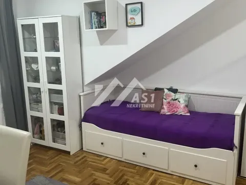 Rent, one bedroom apartment, 36m², Sajam, Novi Sad Sve Podlokacije - image 1