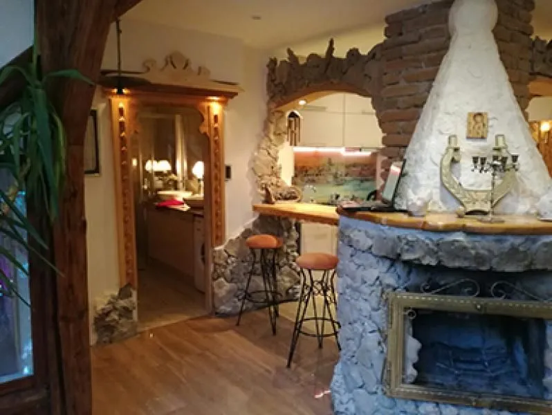 Izdavanje, dvosoban stan, 70m², Zemun Centar, Zemun Sve Podlokacije
