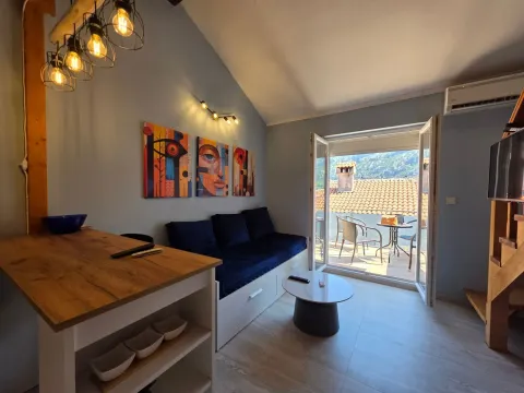 Sale, three bedroom apartment, 115m², Prčanj, Kotor - image 24