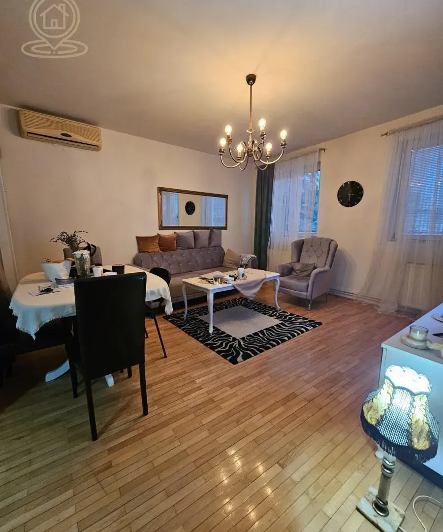 Prodaja, trosoban stan, 65m², Centar, Kragujevac