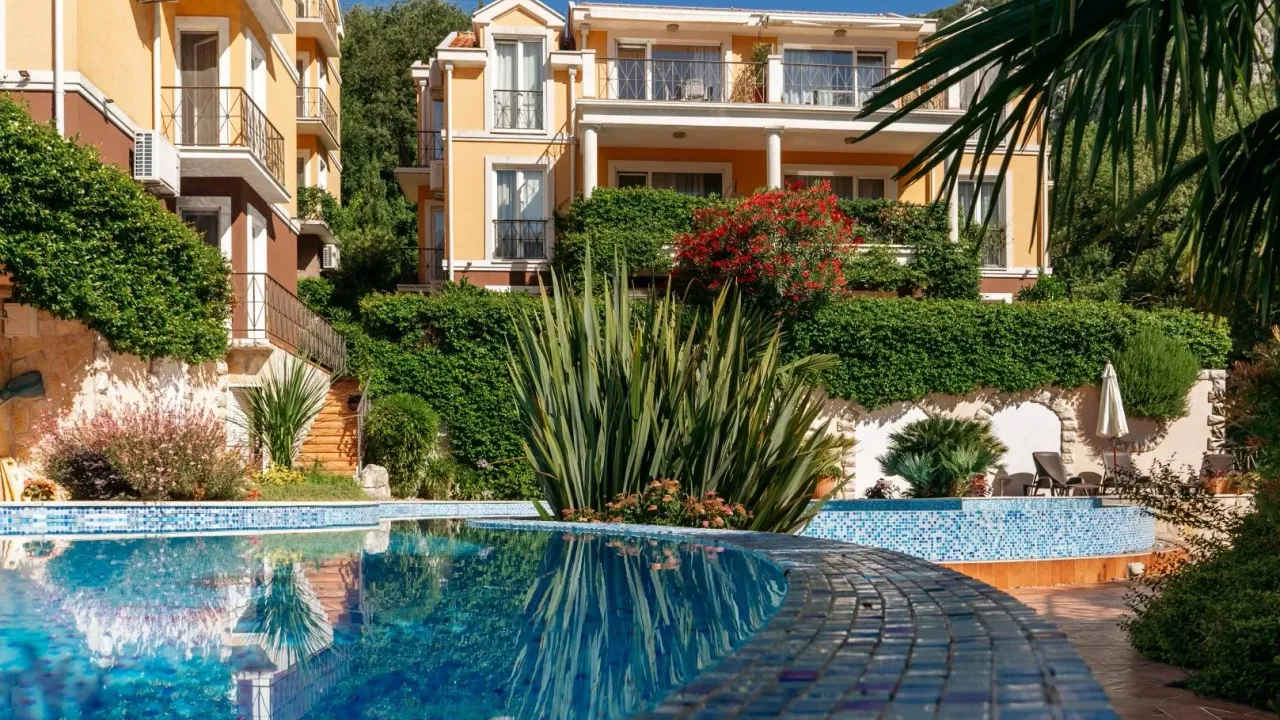 Prodaja, dvosoban stan, 68m², Orahovac, Kotor