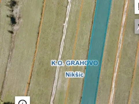 Zemljište in Grahovo