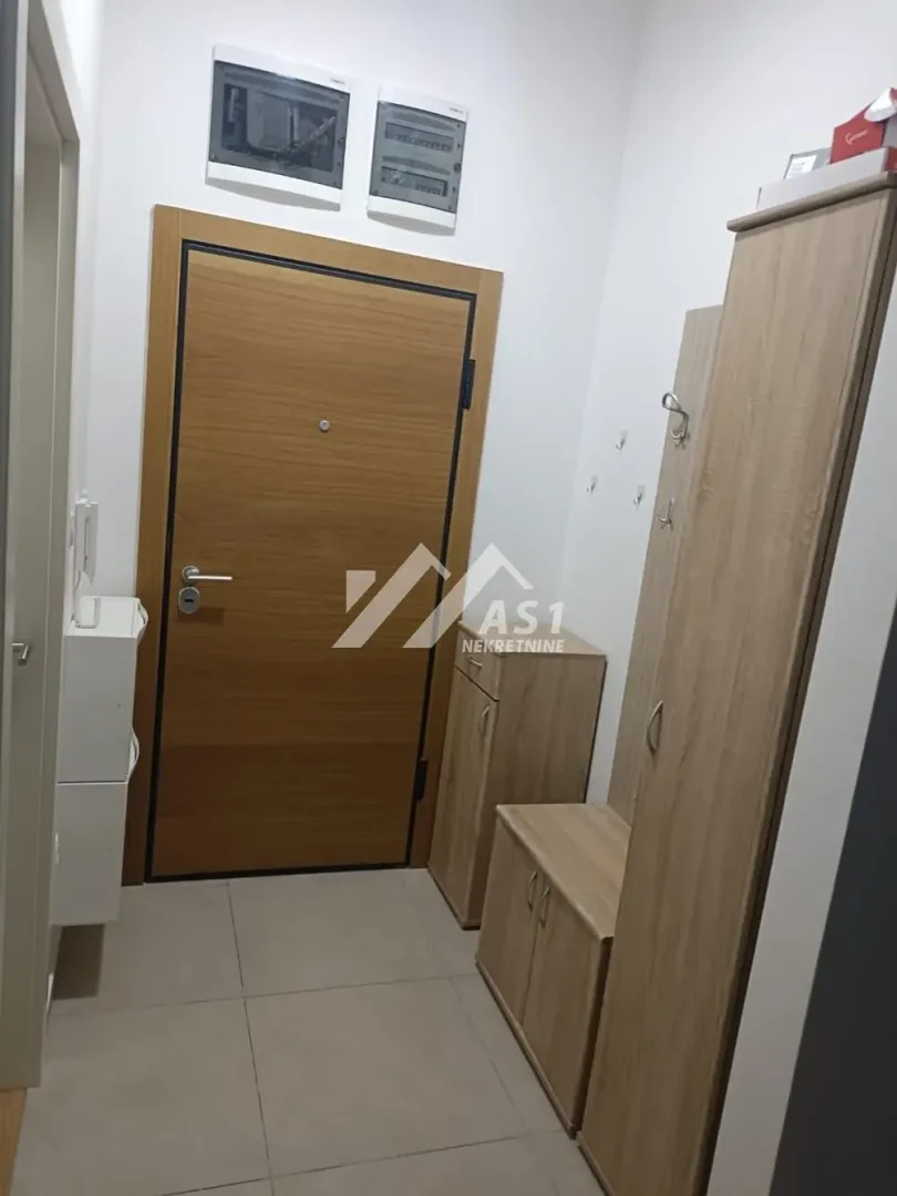 Izdavanje, jednosoban stan, 42m², Podbara, Novi Sad Sve Podlokacije