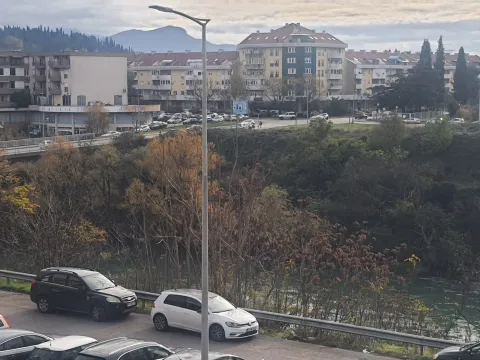 Prodaja, trosoban stan, 91m², 1 maj, Podgorica - image 9