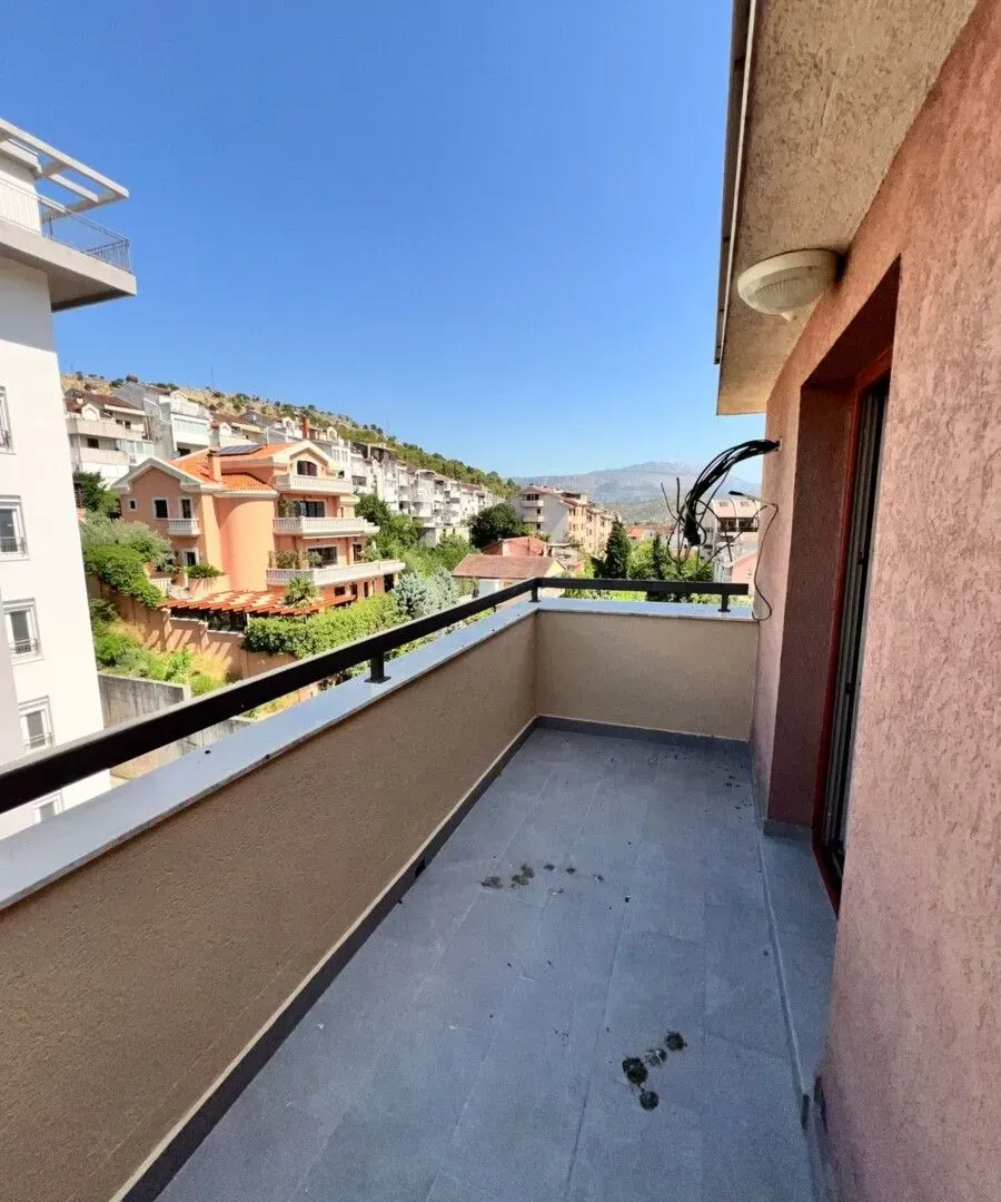 Prodaja, trosoban stan, 113m², Momišići, Podgorica