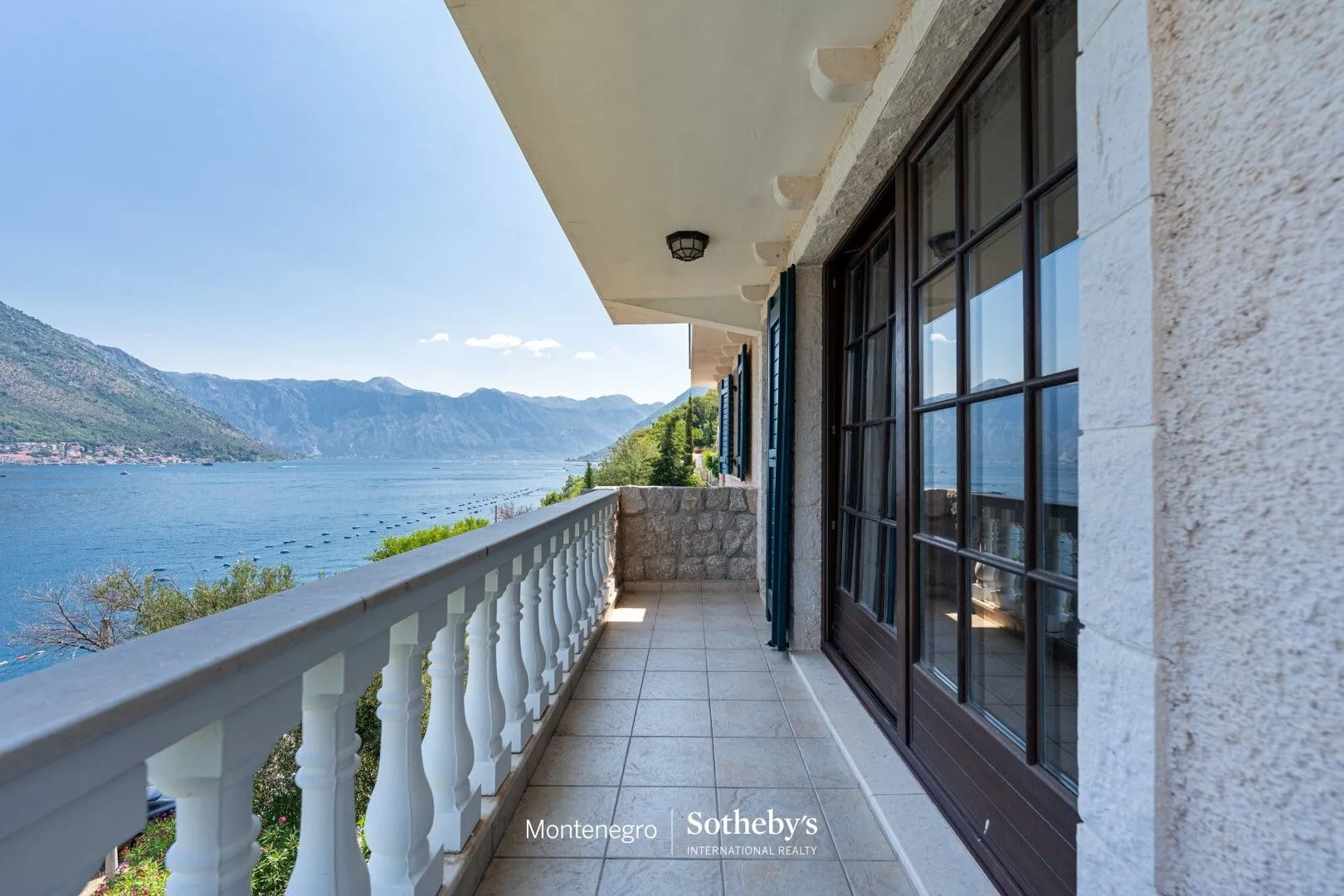 Sale, house, 235m², Kostanjica, Kotor