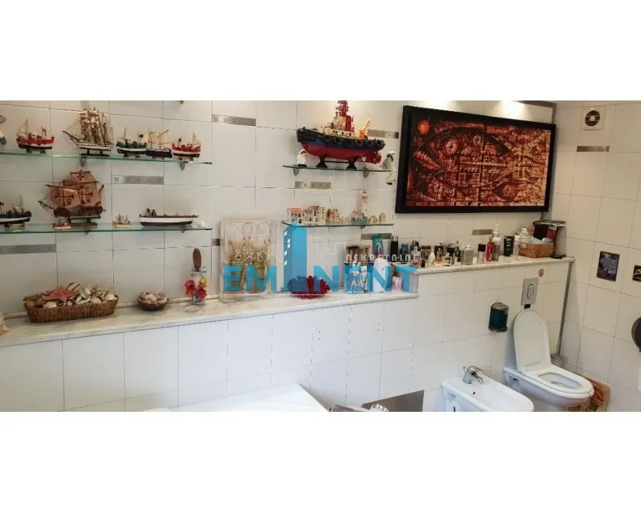 Rent, apartment, 200m², Stari Merkator, Novi Beograd Sve Podlokacije