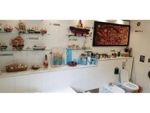 Izdavanje, stan, 200m², Stari Merkator, Novi Beograd Sve Podlokacije - image 21