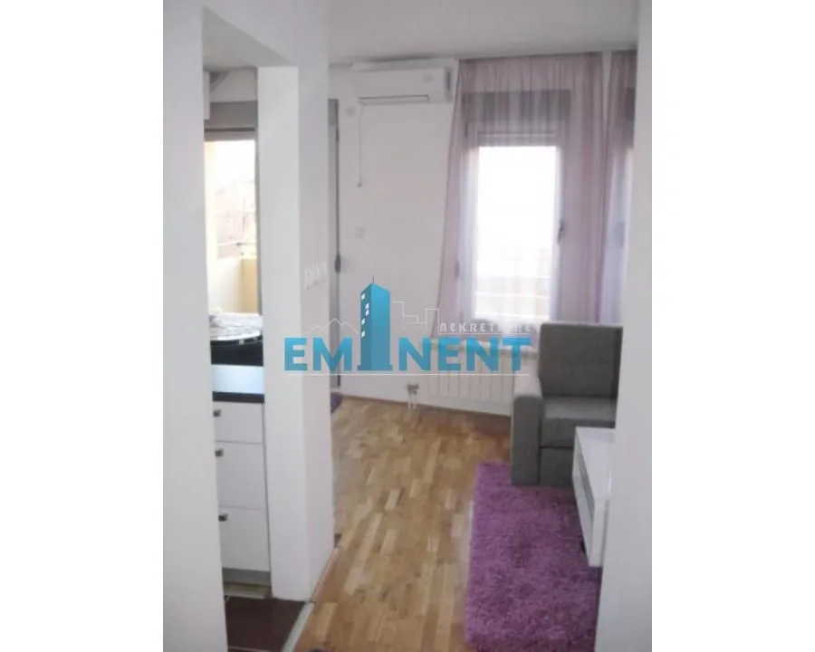 Rent, apartment, 32m², Crveni Krst, Beograd