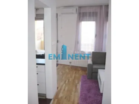 Rent, apartment, 32m², Crveni Krst, Beograd - image 2