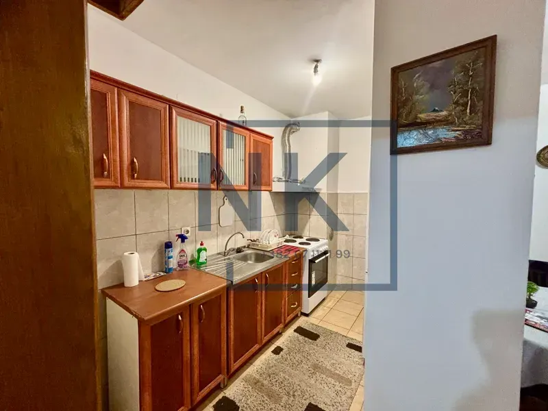 Izdavanje, dvosoban stan, 64m², Stari Aerodrom, Podgorica