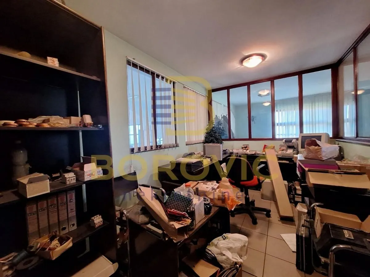 Rent, office space, 560m², Veliki Mokri Lug, Zvezdara Sve Podlokacije
