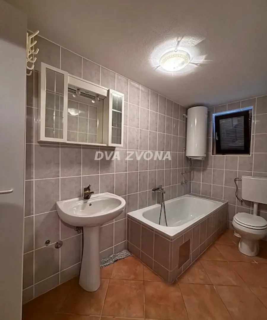 Prodaja, kuća, 154m², Čortanovci, Inđija