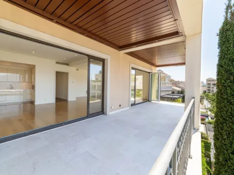 Prodaja, trosoban stan, 228m², Porto Montenegro, Tivat - image 7