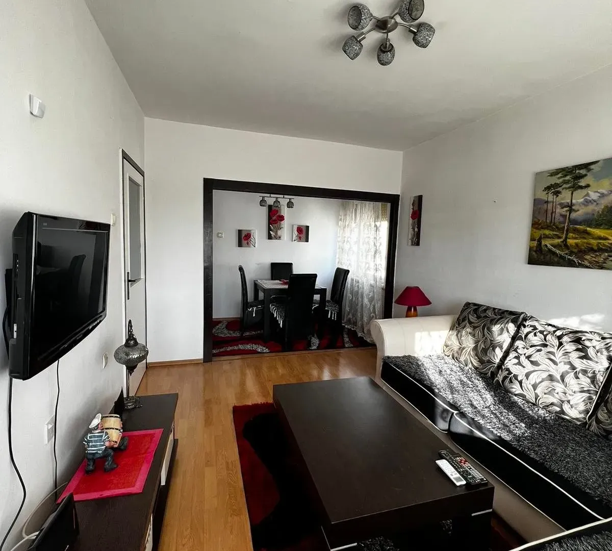 Rent, two bedroom apartment, 70m², Centar, Tivat