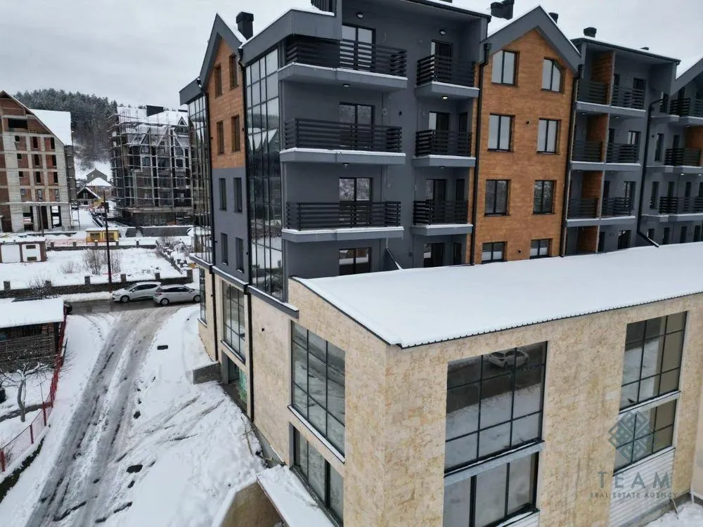 Sale, two bedroom apartment, 62m², Centar, Kolašin