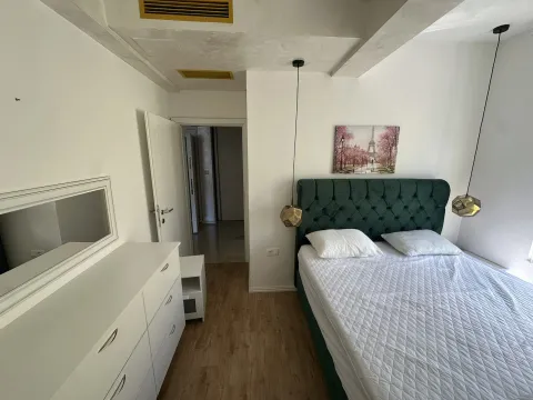 Izdavanje, dvosoban stan, 80m², Kumbor, Herceg Novi - image 4