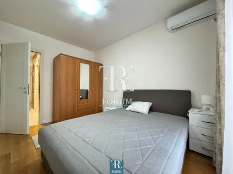 Izdavanje, jednosoban stan, 50m², Central Point, Podgorica - image 9