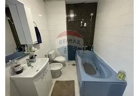 Izdavanje, kuća, 340m², Tološi, Podgorica - image 7