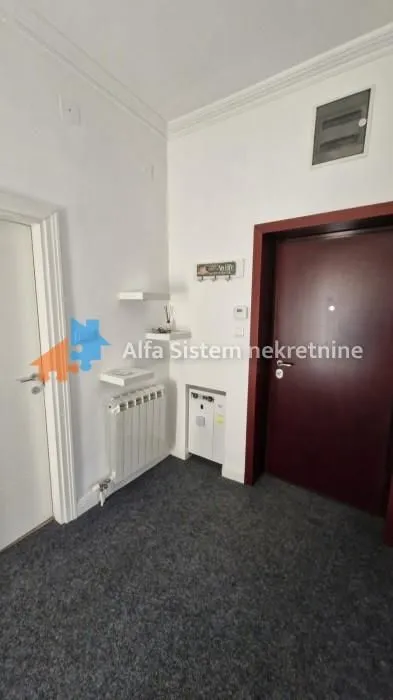 Izdavanje, dvosoban stan, 70m², Vračar Hram, Vračar Sve Podlokacije