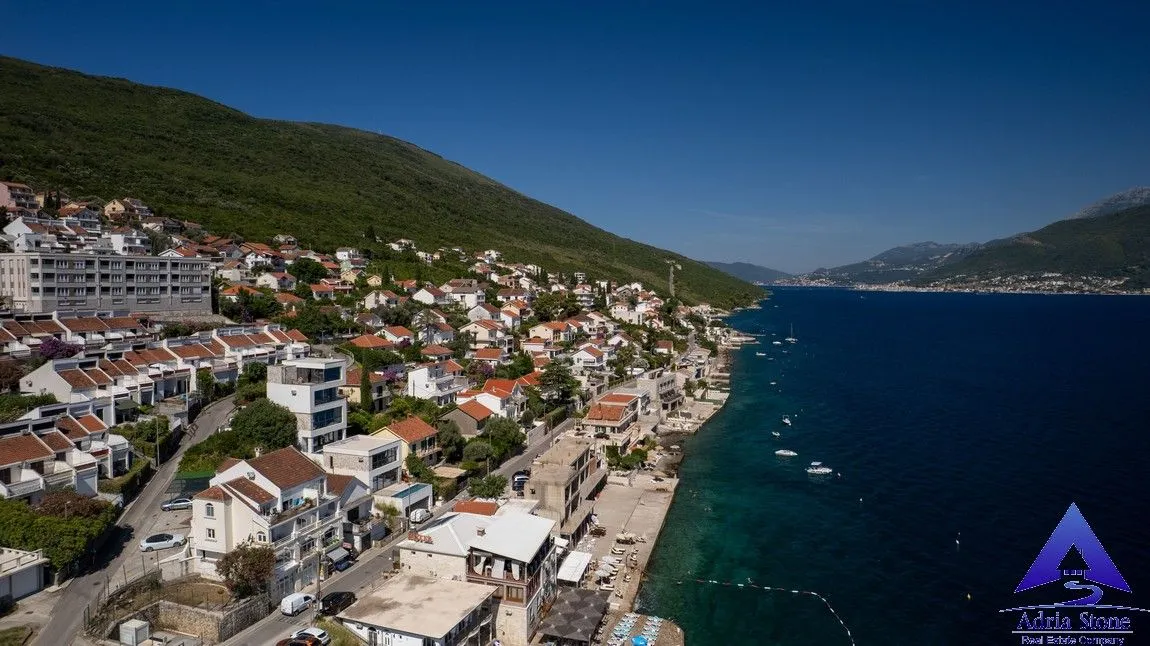 Prodaja, kuća, 200m², Krašići, Tivat