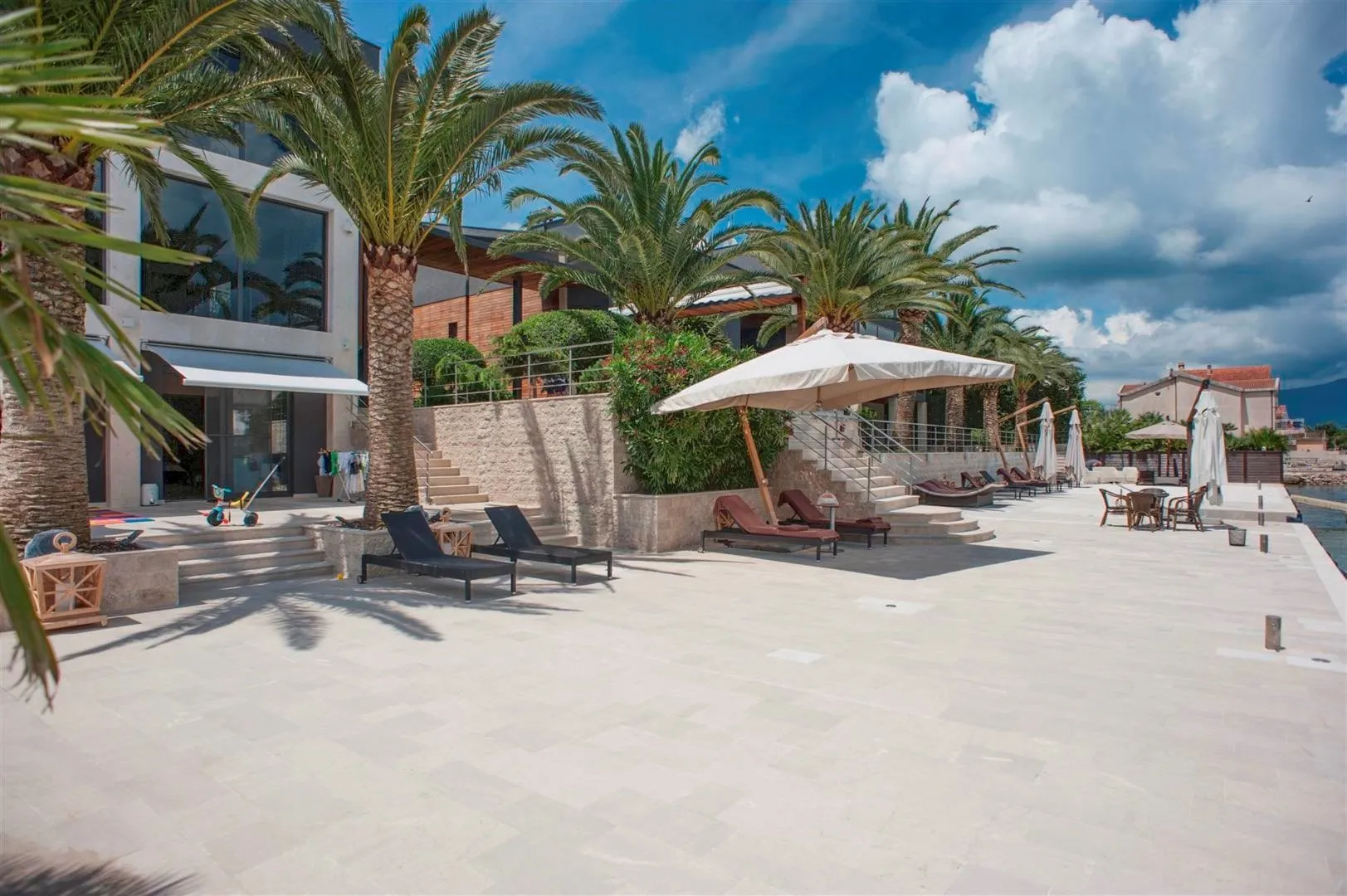 Sale, house, 1200m², Đuraševići, Tivat