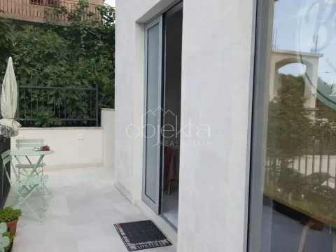 Rent, office space, 20m², Tivat, Crna Gora - image 3