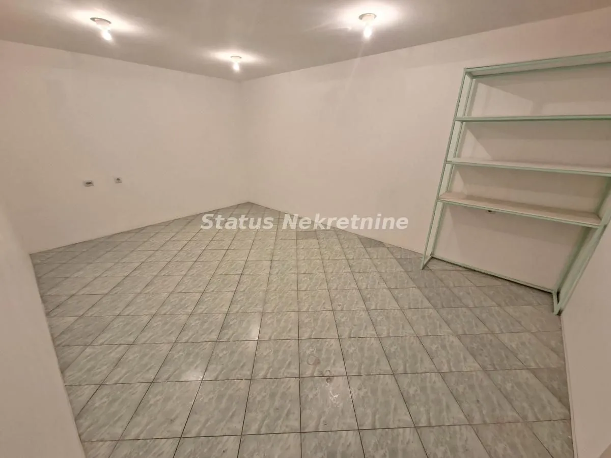 Rent, office space, 94m², Rotkvarija, Novi Sad Sve Podlokacije