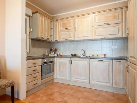 Sale, two bedroom apartment, 69m², Bjeliši, Bar - image 3