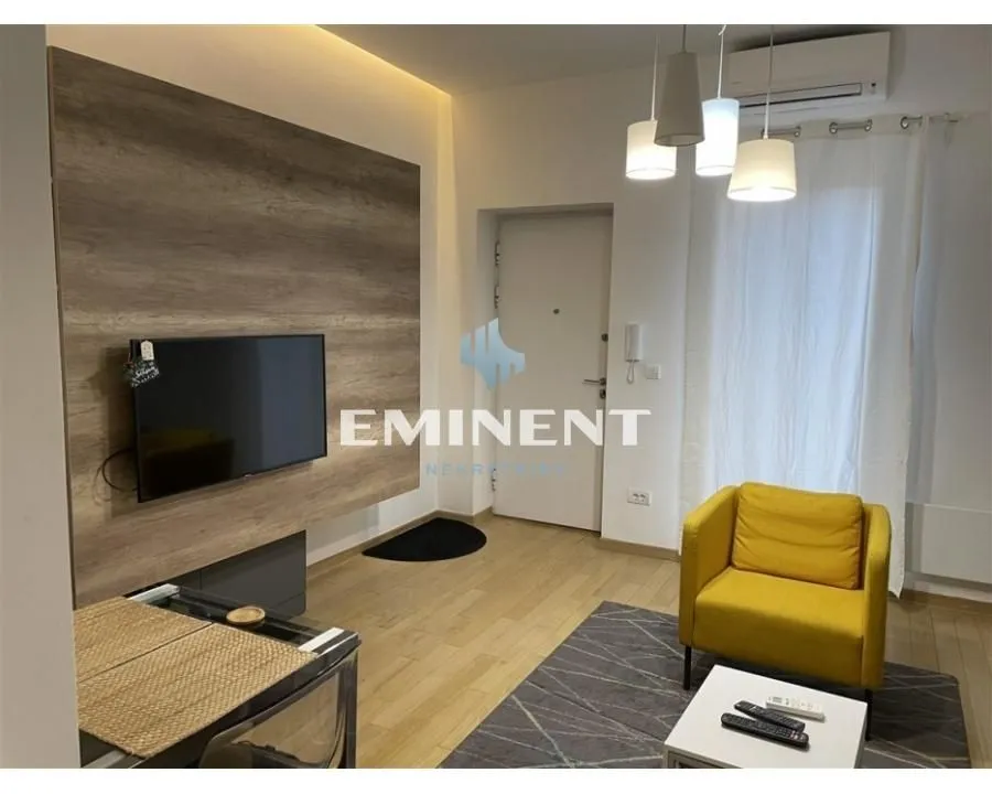 Izdavanje, dvosoban stan, 46m², Stari Grad, Beograd