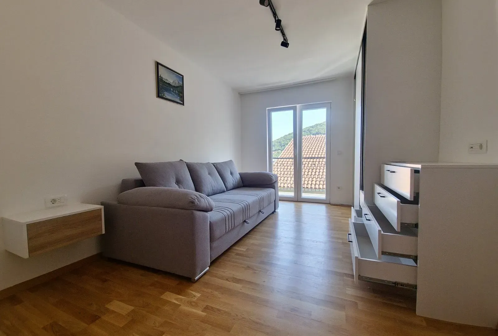 Rent, two bedroom apartment, 70m², Budva, Crna Gora