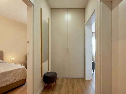 Rent, two bedroom apartment, 58m², Bečići, Budva - image 10