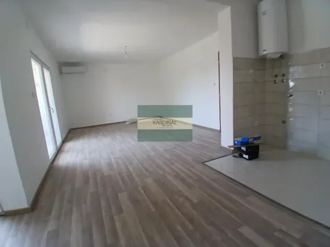 Prodaja, trosoban stan, 94m², Solaris, Jagodina - image 13