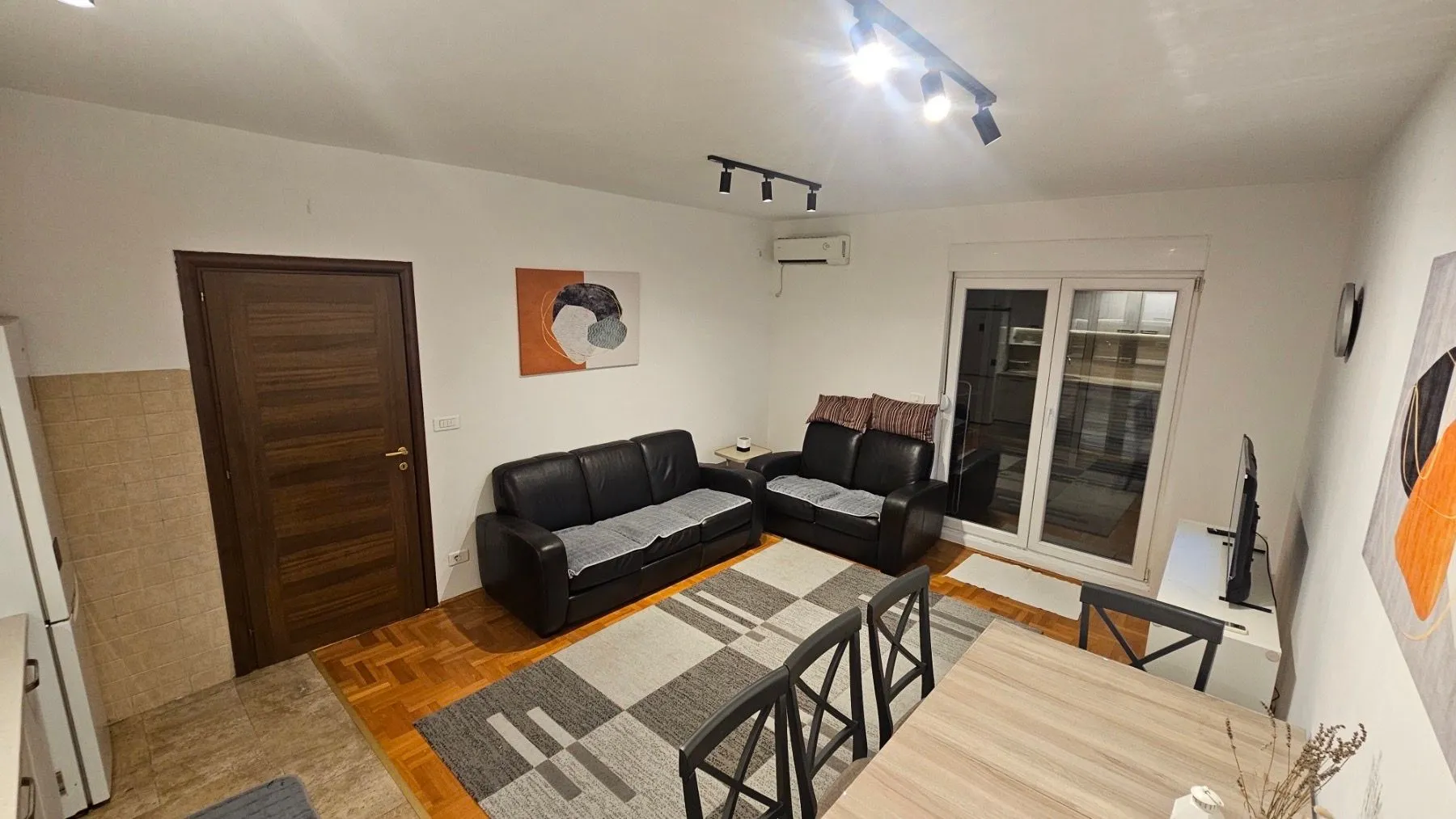 Rent, two bedroom apartment, 66m², Stari Aerodrom, Podgorica