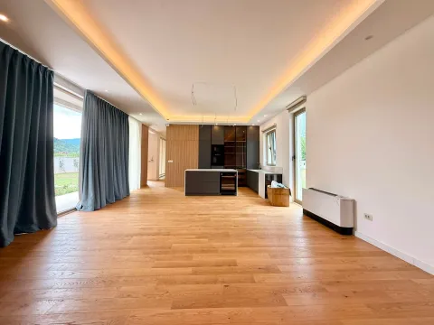 Prodaja, kuća, 296m², Begovina, Danilovgrad - image 3